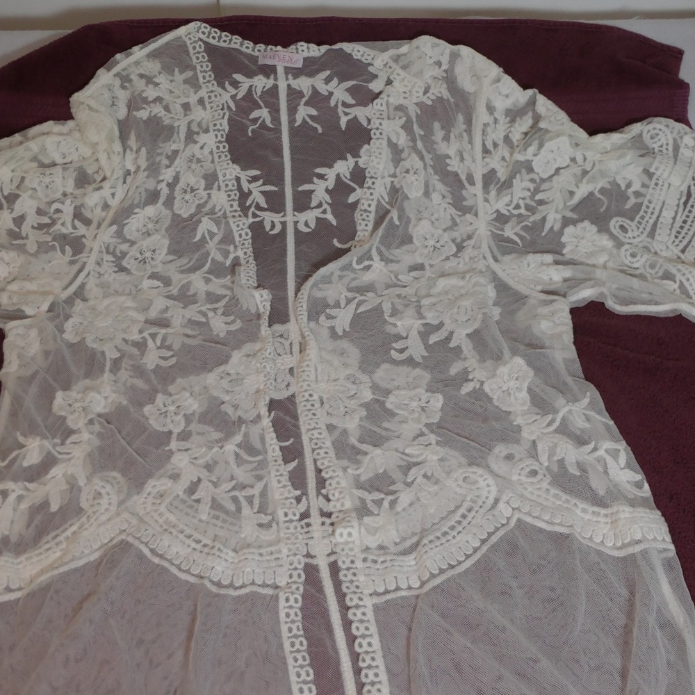 Maeven Women Lace Kimono Robe OS White Bridal Boho Sheer Floral Embroidery